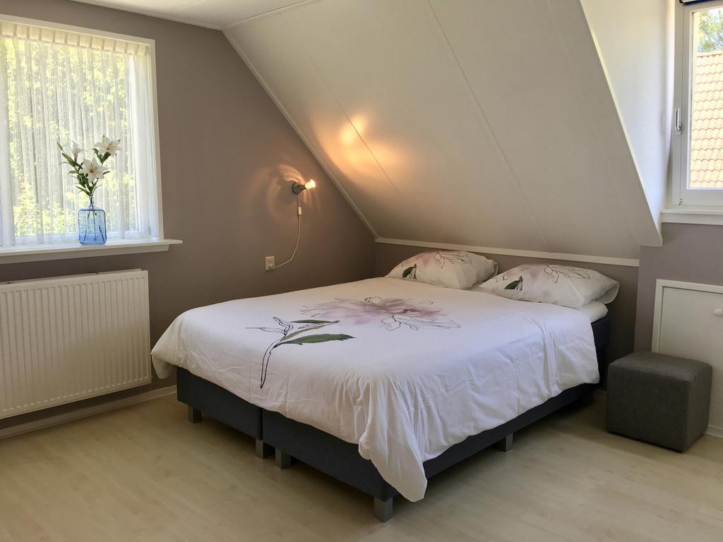 Bed And Breakfast De Lijster Zuid-Scharwoude Екстер'єр фото